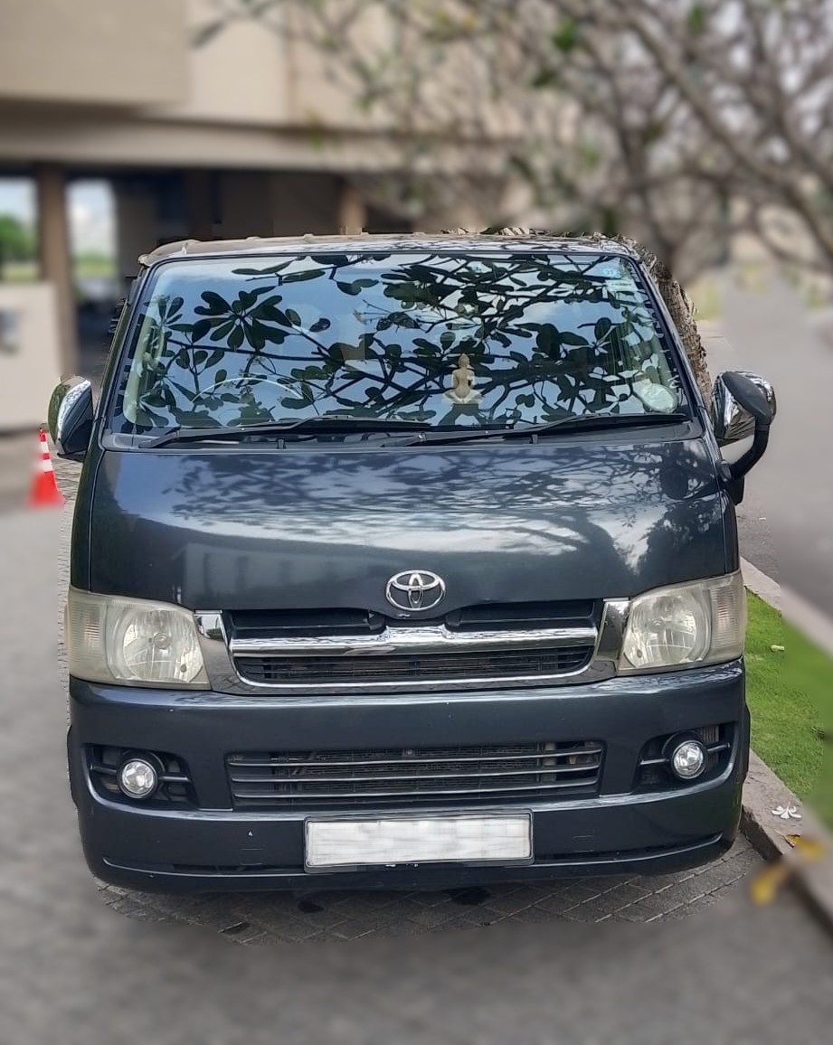 Toyota KDH Van